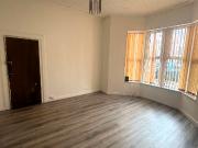 £700 PCM, Ground Floor Studio Flat in Neville Street,...