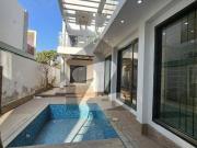 700 Sq. Yds. Well Maintained Luxurious Bungalow With...