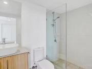 701/41 Labrador Street, Labrador, QLD 4215