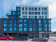 701 7 Fairbank Avenue W