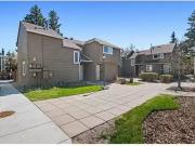 701 829 Coach Bluff Crescent Sw, Calgary, AB, T3H 1B1...