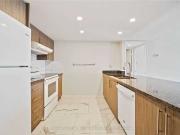 701 King Street West #809