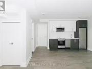 702 11 Walmer Road, Toronto, ON, M5R 2W9 lease for lease.
