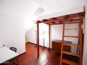 70305 Quarto com cama de solteiro em casa com.