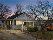 703 Knob Hill Ave, New Albany, IN 47150