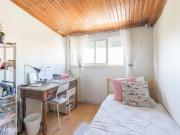 70553 Quarto com cama de solteiro em.