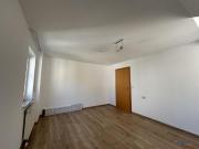 Stilvolle 3 Zimmer Dachgeschosswohnung mit 2 Balkonen