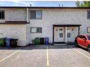 706 9930 Bonaventure Drive Se, Calgary, AB, T2J 4L4...