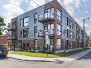 7070 Cote Saint Luc Road 2 Bedroom Apartment for Rent at...