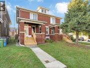 707 715 Giles Boulevard East, Windsor, ON, N9A 4E5 house...