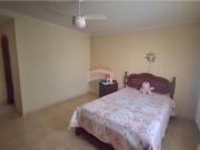 70 Área Útil Casa Alugar, 2 Dormitórios localizado em...