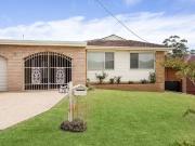 70 Beltana Avenue, Dapto, NSW 2530 House for Rent