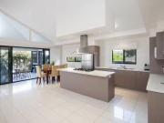 70 Duke Street, KANGAROO POINT House for rent Listed by...