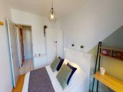 70 Fontaines #3 Chambre