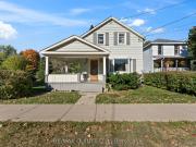 70 Stirling Crescent