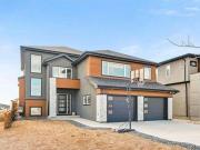 70 Tilstone Bay Winnipeg MB R2N 0K4 For Sale 70 Tilstone Bay Winnipeg MB R2N 0K4 For Sale
