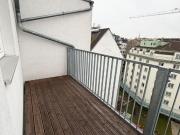 70m² Dachwohnung mit Balkon und Lift Nahe U4...
