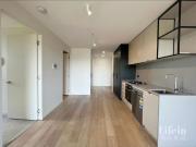 Warmly 2 Bedrooms for rent,the pick of the bunch!