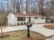 712 Beaver Dam Rd, Raleigh, NC 27607