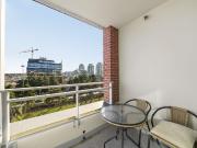 715 221 UNION STREET, Vancouver, BC V6A 0B4 Condo For...