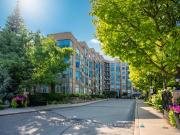 718 2 Lakeshore Road W, Oakville | For Rent @ $4,000 |...