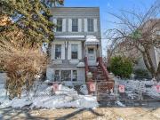 71 45 70th St, Glendale, NY 11385