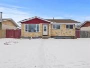 71 Mankato Cr, Winnipeg, MB, R2P 0S5 house for sale Listing.