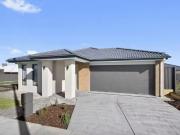 71 Messenger Parade, Lucas VIC 3350 House For Rent $450