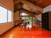 720 Área Útil Casa de Condomínio Alugar, 7 Dormitórios...