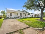 721 Scott Dr, Arlington, TX 76012 MLS 20913953