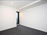 Modern 2 beds 2 baths 1 carpark apartment Partially...