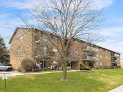 725 745 Wonderland Road South 1 Bedroom Apartment for...