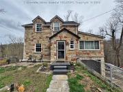 726 Amity Dr, Charleston, WV 25302