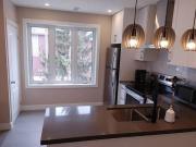 726 Windermere Avenue Toronto ONTARIO M6S 2C9 2 Bedroom...