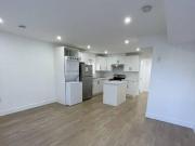 72 Ave 192 St Surrey BC V4N 6K6 2 Bedroom House for Rent...