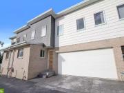 7/305 Princes Hwy, Albion Park Rail NSW 2527 Townhouse...