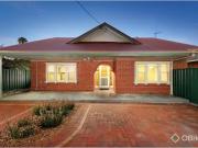 736 Young Street, Albury House for rent Listed by Fiona...