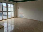 73 Área Útil Casa Alugar, 2 Dormitórios localizado em...