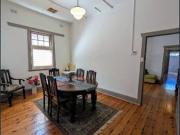 Lovely Location, Fully Furnished, So Close To Everything Lovely Location, Fully Furnished, So Close To Everything