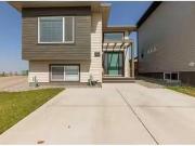742 Greywolf Run North, Lethbridge, AB, T1H 7E9 house... 742 Greywolf Run North, Lethbridge, AB, T1H 7E9 house...