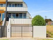 745 Esplanade, Mornington VIC 3931 House For Rent