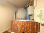 75017/M° Courcelles: 2 pièces à rénover