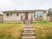 7539 76 Avenue Northwest Edmonton AB T6C 0H3 4 Bedroom...