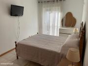 757346 Quarto com cama de casal em.