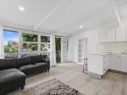 7/5 Holborow Close, Surfers Paradise, QLD 4217
