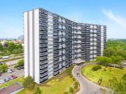 75 Thorncliffe Park Drive, East York, ON M4H 1L4 MetCap...