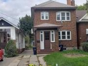 761 Windermere Avenue Toronto ON M6S 3M5 3 Bedroom House...