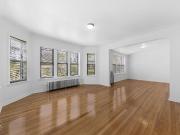 7655 7657 S East End 1704 1710 E 77th St Chicago, IL...