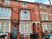 76 Cedar Road, LE2 1FY 1 bed flat £600 pcm £138 pw