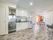 MODERN, FULLY FURNISHED, STUDIO APARTMENT MODERN, FULLY FURNISHED, STUDIO APARTMENT